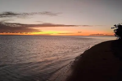 Image de Enjoy your stay by the beach and sunset at a walking distance