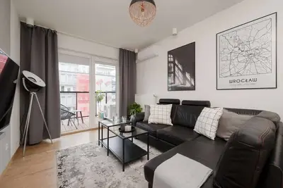 Image de Dmowskiego 19c | Apartment | Parking