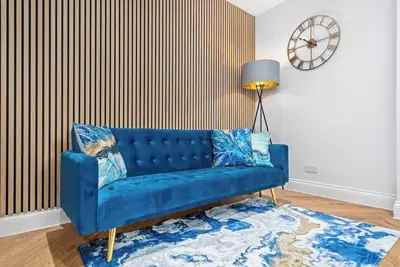 Image de 4 Bedroom Apartment - Town Centre