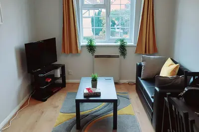 Image de 1-Bed Flat • Parking • WiFi • Near AirForce Museum