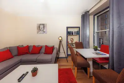 Image de Cozy Old Town 4 Bedrm Apartment