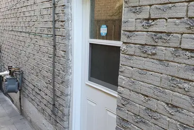 Image de Elegance Suite-Spacious Private 2 Br Near Sq1