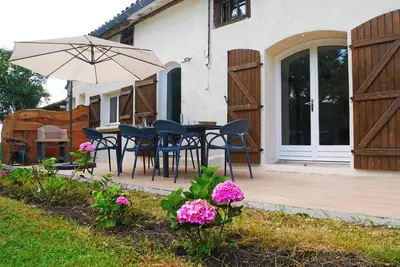 Image de Gîte 6 personnes à 15 minutes de Vic Fezensac et de Nogaro et 10 minutes d'Eauze