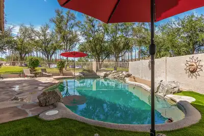 Image de Casa Clearwater- Desert Getaway - Pool & mountain views! Near South Lake Park
