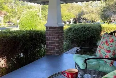 Image de Charming Lowcountry Bungalow