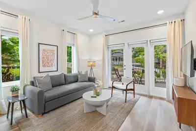 Night Owl / 1 bed in O4w