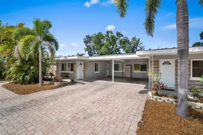 Image de \"Stingray\" 3 miles to Anna Marie