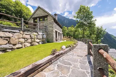 Image de Baita Athili - Village des Crodini