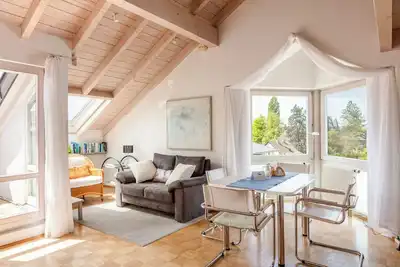 Image de Bright and friendly vacation apartment \"Seeblick Nussdorf\" directly on the lake