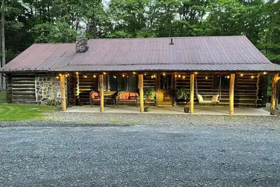 Image de Cozy Country Cabin