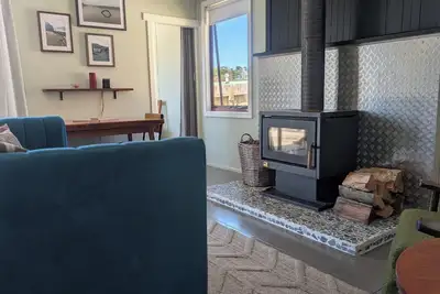 Image de Salty Devil's Rest - Coastal Wilderness Shack