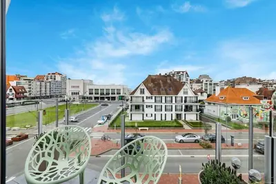 Image de Casino Square Gem: Modern Duplex in Knokke's Heart