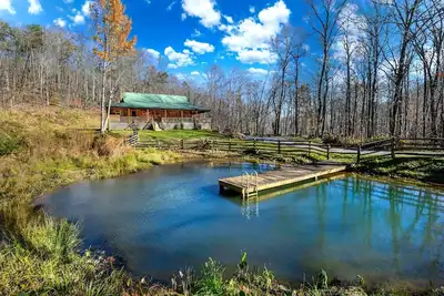 Image de Charming Blue Ridge Cabin w/ Private Pond & Waterfall | Deer Haven by AvantStay