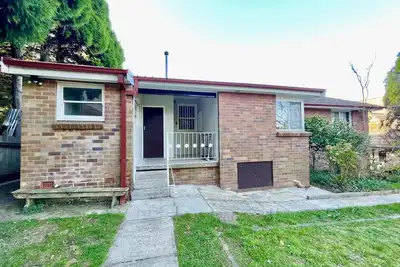 Image de Mount St. Raphael's | Large Art Deco House, 5 Bedroom, 2 Bathroom, Large Groups, Garden