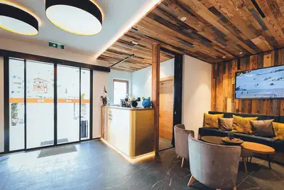 Image de Burgstadl Aparthotel & Restaurant - Ferienwohnung mit Bergblick