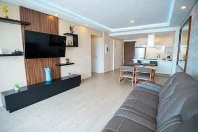 Image de Real View Towers, Real Center Plaza, 1st Floor Charming 1 Br, Zona Real