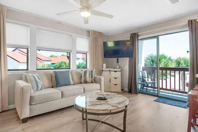 Image de ☀️Walk 2 Beach -Pool-Sauna-Budget Friendly - St. Thomas Square Villa 1211c☀️
