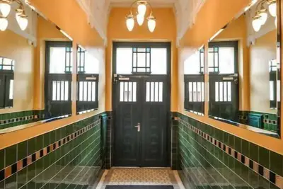 Image de Art Nouveau Apartment with Balcony Old Town Sq 2