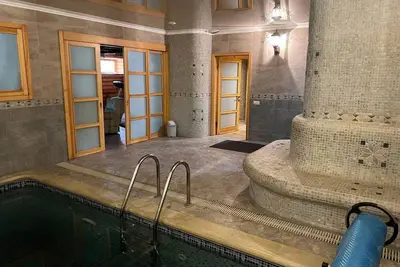 Image de 10 min. to Medeu Skating Ring! Family-sized, w/private sauna and swimming pool.