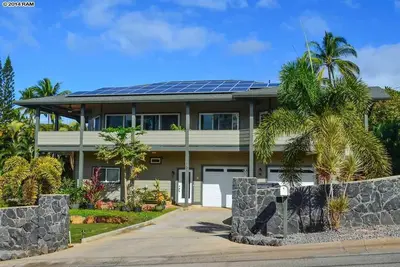 Image de Beautiful house in the Upscale Maui Meadows neighborhood
