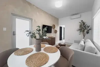 Image de Enchanting Casita: Sofa Bed & Private Patio Paradise