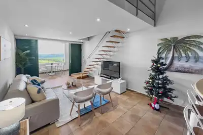 Image de Modern Loft Style Apt w/ Beautiful View w/ Pool