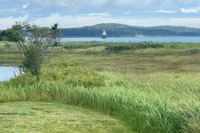 Image de Charming Newly-Renovated Waterfront Cottage in Lubec