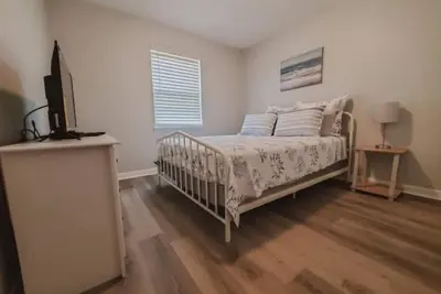 Image de \nSpacious 2Bed 1 Bath Unit Near Owa and Beach