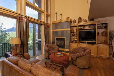 Image de Alpenglow 10 - Managed by Purgatory