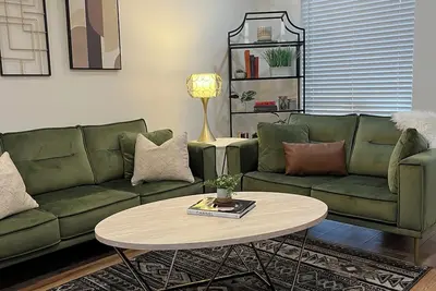 Image de The Wildflower Townhome - Beautifully Updated and Fully Stocked - Close to A&M!