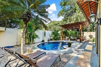Image de Inviting Home with Colorful Decor and Private Backyard Oasis with a Swimming Pool & Shaded Terrace