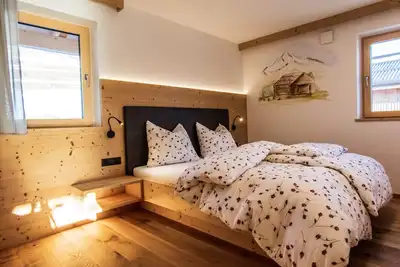 Image de Appartement de vacances \"Kieserhof Alm\" avec vue sur les montagnes, terrasse privée et Wi-Fi