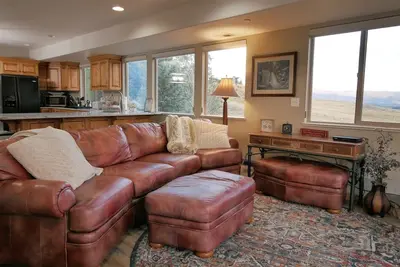 Image de Stunning Panoramic Views of Mtns & Lake, 3bed 2. 5bath