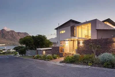 Image de Villa Rhulani and Protea Living Suite