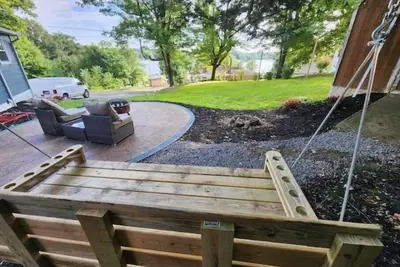 Image de Cozy Lake House with a View