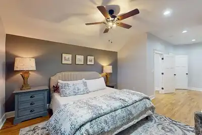 Image de Cozy Stone Cottage Nestled Between Springhill and Franklin Tn