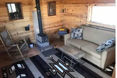 Image de Homemade cabin with an outstanding view