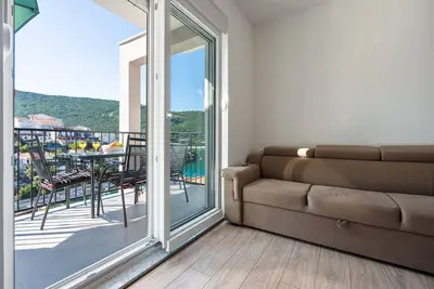 Image de Apartments Budeš - One Bedroom Apartment with a Balcony and Sea View A4