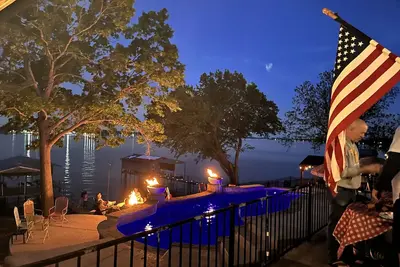 Image de Waterfront Escape on Eagle Mountain Lake