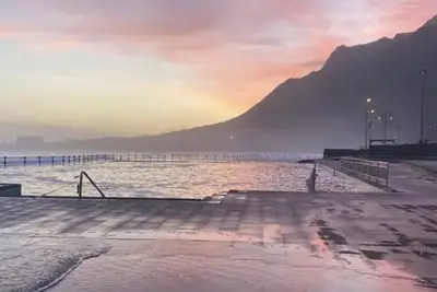 Image de Zweibettzimmer im Gewächshaus Surf Strand Berge Teneriffa