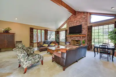 Image de Hot Tub + Games: Spacious Golf Retreat in Payson