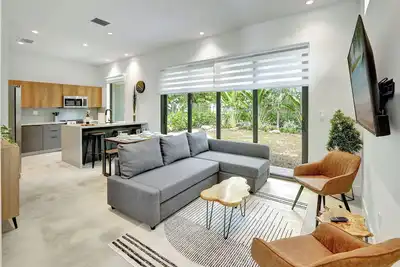 Image de MiaModa 2: Modern Design & near Design District