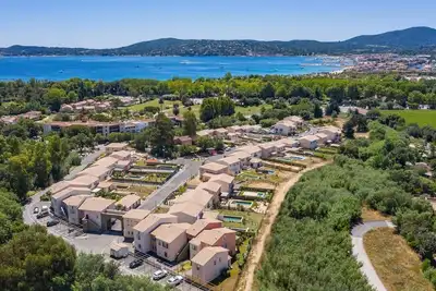 Image de Duplex à pied de la plage à Grimaud