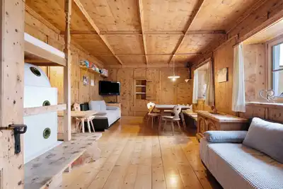 Image de Appartement de vacances 'Bertollhof Apfelerlebnis' avec vue sur les montagnes et jardin partagé