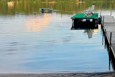 Image de Peaceful & private 4-season family cabin on the beautiful Bony Lake sandbar!