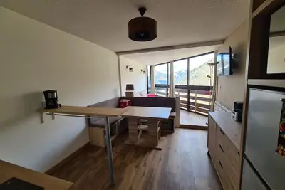 Studio au hameau, pied des pistes, vue montagnes