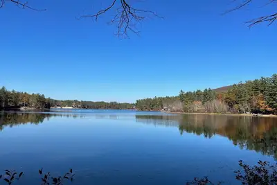 Image de Story Book Lake Front Chateau with Private Beach!