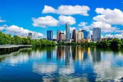 Image de Dwtn 2bdrm 2bath Sleeps 6 Free Parking & Pool