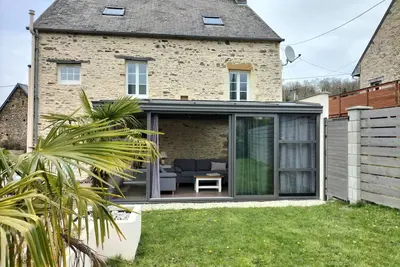 Image de \"Les 3 Pommiers\" : gîte en Suisse Normande