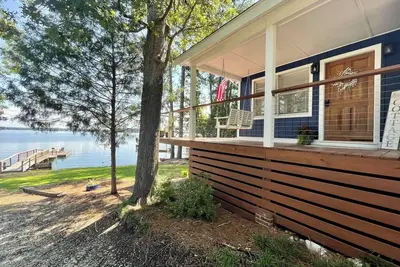Image de Lake Cottage Big Views Private Dock, Boat Ramp, Kayaks and Putting Green!
